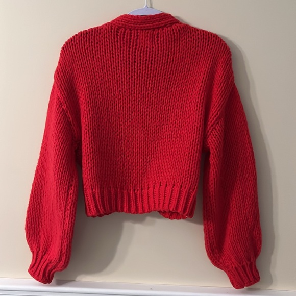 LUNA IVY Red Chunky Knit Crocheted Flower Crochet Rosette Cardigan Sweater S - Picture 7 of 9